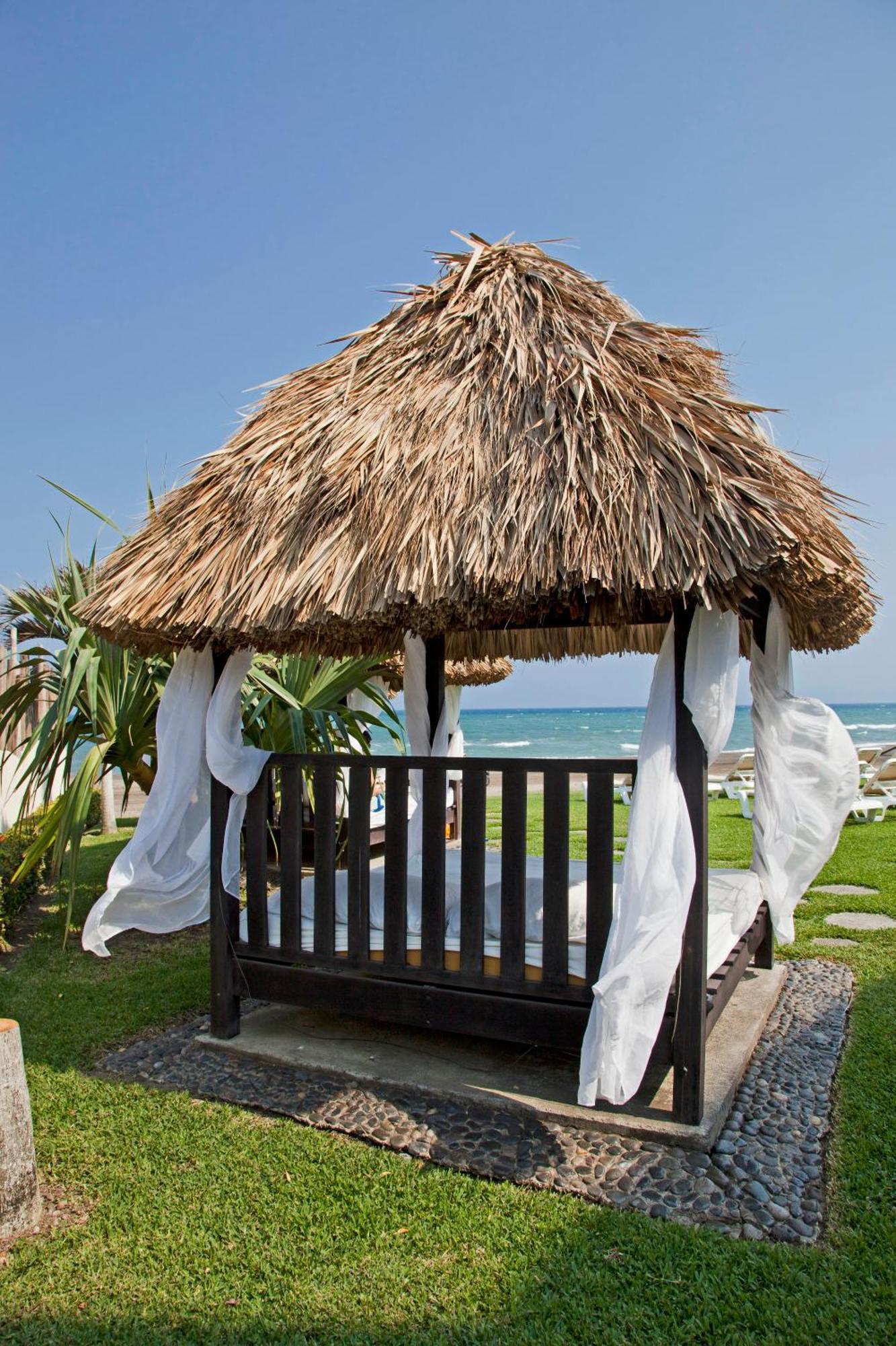 Artisan Family Hotels And Resort Collection Playa Esmeralda Playa Chachalacas Exterior photo