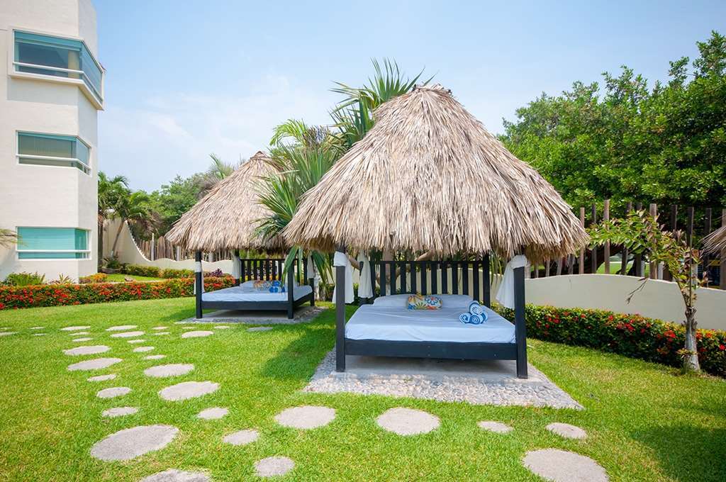 Artisan Family Hotels And Resort Collection Playa Esmeralda Playa Chachalacas Exterior photo